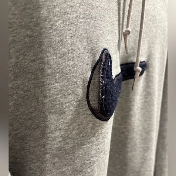 Grey Nike hoodie with embroidered swoosh - Picture 3 of 7